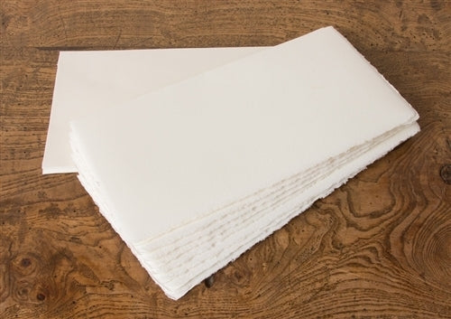 The set, sold by Cavallini & Co., comes with eight flat notes 8.25 by 4.25 inches and fit into one of the eight envelopes that measure 8.75 by 4.5 inches.