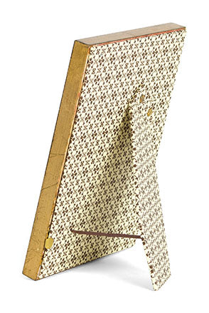 Cavallini & Co. 4 by 6 Inch Antico Silver Florentine Frame- image showing back of standing frame