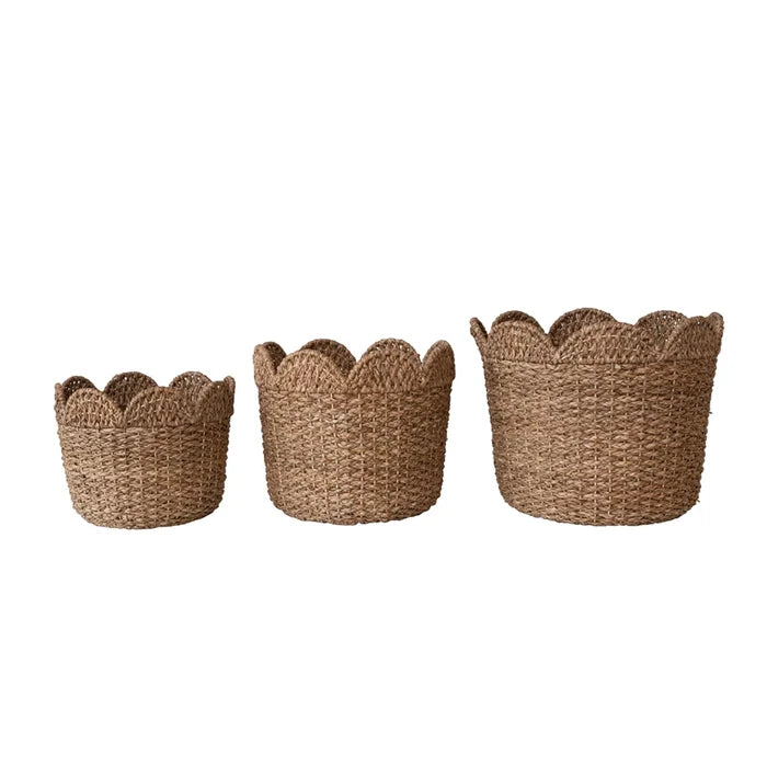 Creative Co-Op | Braided Bankuan & Rattan Baskets w/ Scalloped Edge