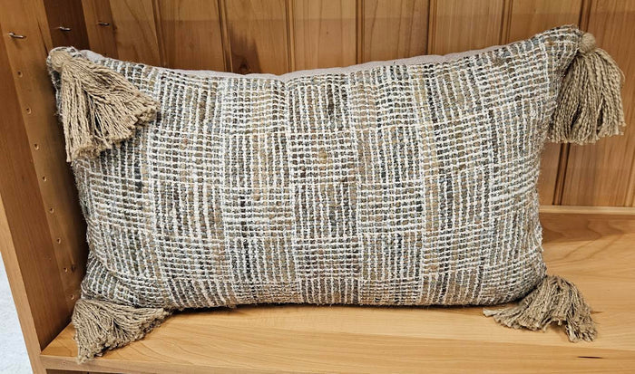 Creative Co-op| Lumbar Pillow with Tassels