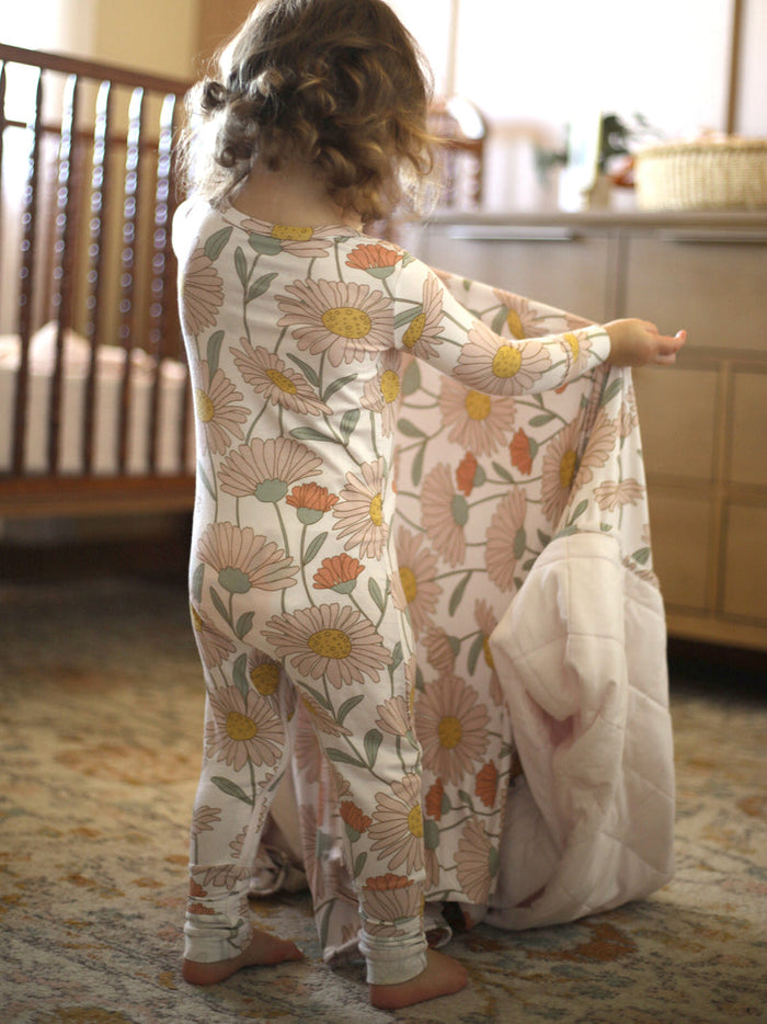 Gunamuna | Beauty Cloud Blanket, Assorted Sizes