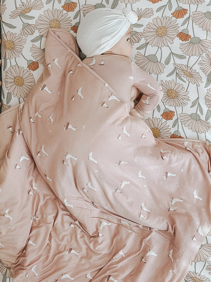 Gunamuna | Tutu Goose Cloud Blanket, Assorted Sizes