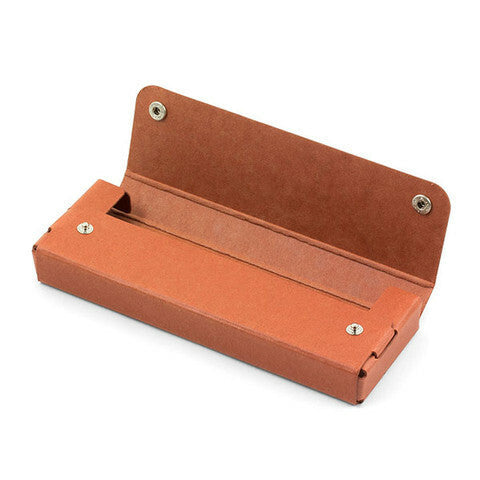 Pasco is a hardened fiber board made of recycled paper and fresh pulp to create a luxurious feeling product that is similar to plastic in terms of its lightness and strength.