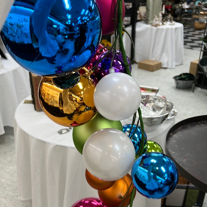 Multicolor Ball Garland 4'