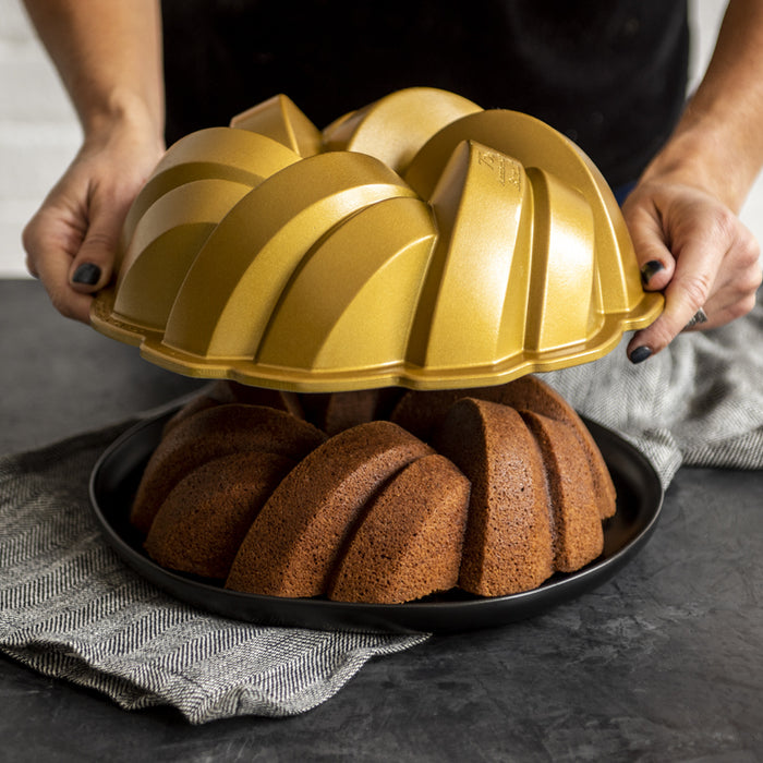 Nordic Ware | 75th Anniversary Braided Bundt Pan