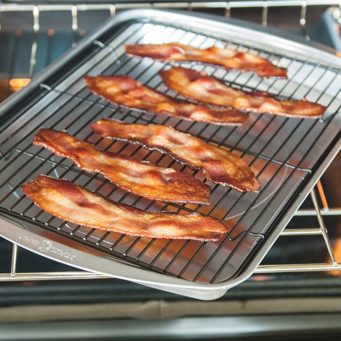 Nordic Ware | Oven Crisp Baking Tray