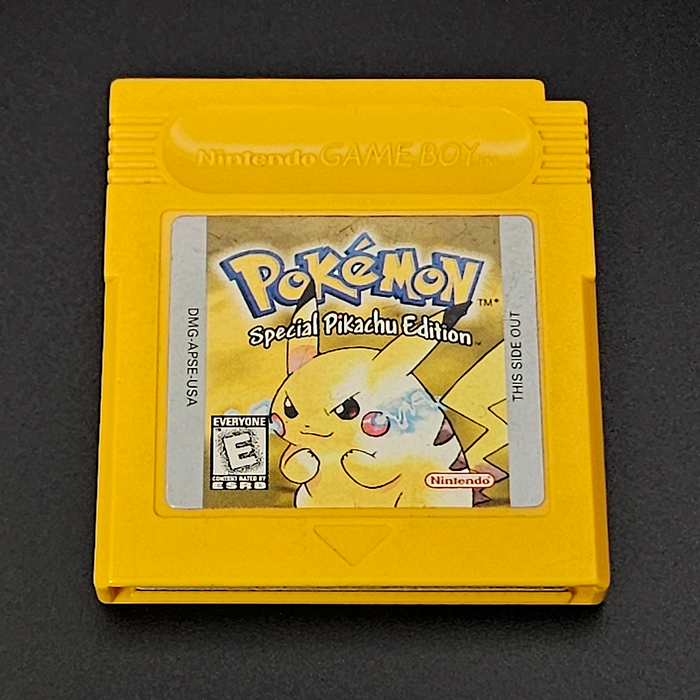 OUTLET - "Pokémon Yellow Version" Gameboy game cartridge