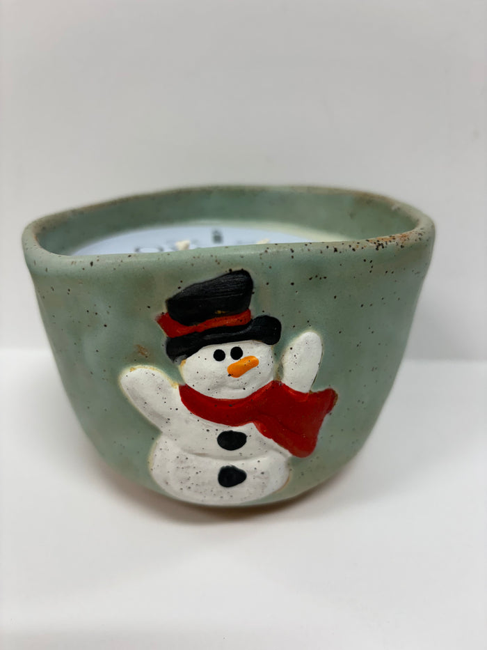 Oxford Candle Co. | 14 oz. Snowman Handmade Pottery Candle, Assorted Scents