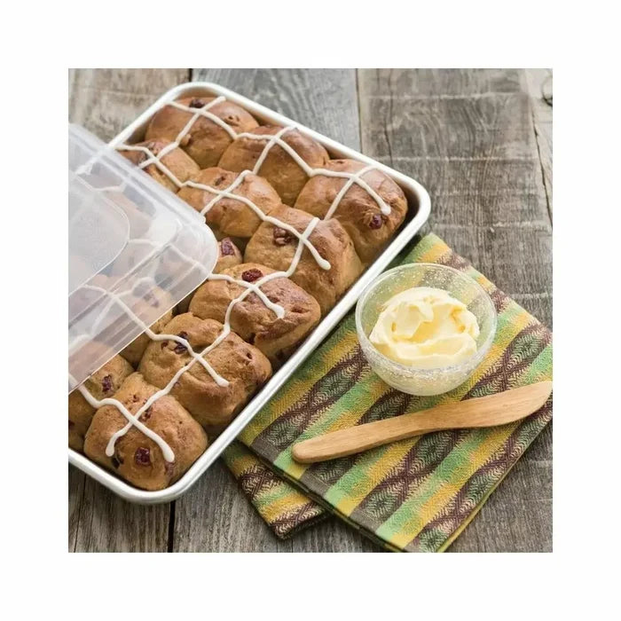 Quarter Sheet Pan with Lid
