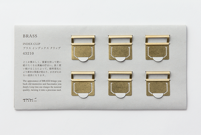 Use TRAVELER'S COMPANY Brass Index Clips to label your TRAVELER'S notebook or other documents.